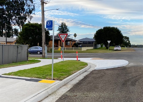 New bus stop on Kearsley Street, Aberdare