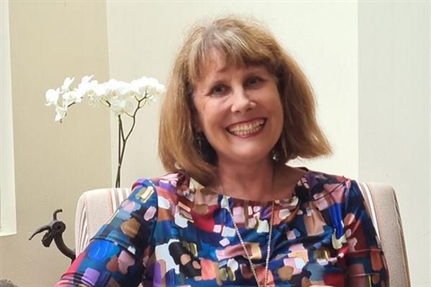 Susannah Fullerton _ 1.jpg